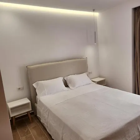 Rana E Hedhun Vacation 8 Hotel *