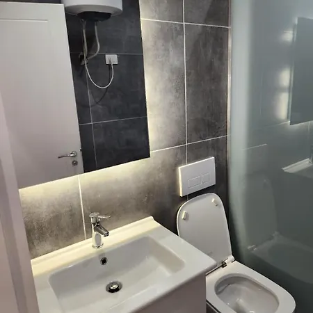 Rana E Hedhun Vacation 8 *